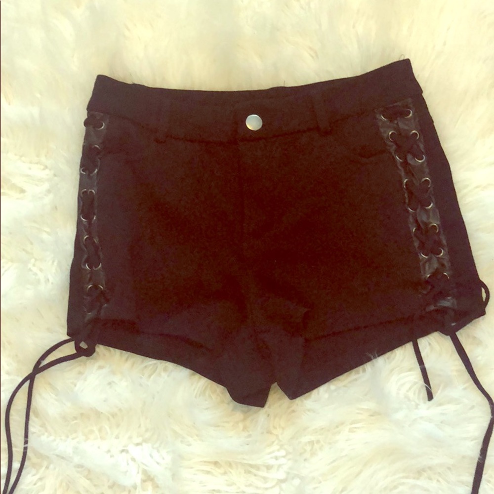 Black shoe laced shirts